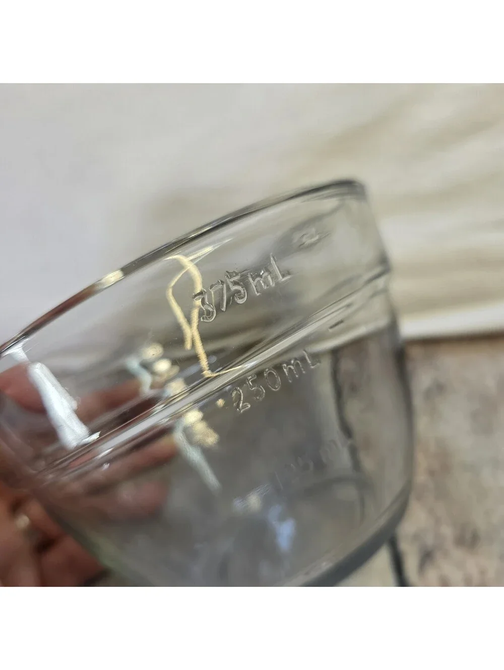 The Pampered Chef 1 1/2 Cup/375ml Clear Glass Measuring Storage Bowl Cup